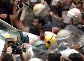 CPI-M office turns flashpoint in Kerala ED attack probe Tension-erupts-outside-Pinarayi-Vijayan-residence-as-CPIM-workers-allegedly-attack-ED