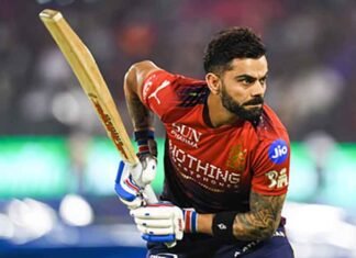 Virat Kohli RCB with the bat