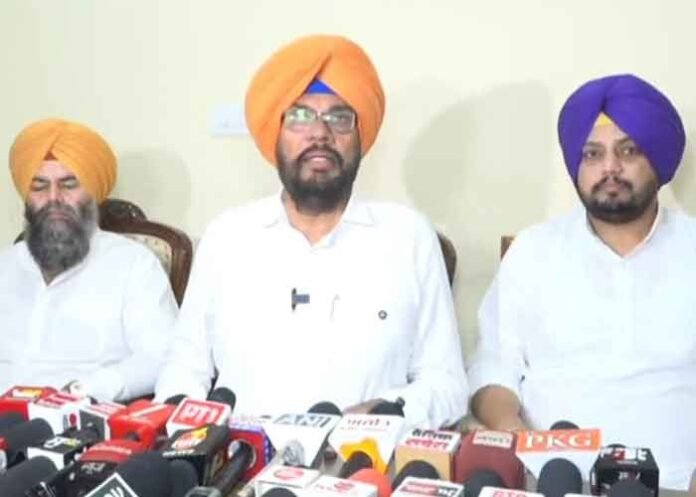 AAP leader Kuldeep Dhaliwal alleges BJP attempt