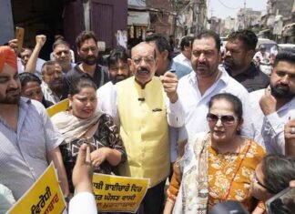 AAP Holds Statewide Protests Against Akali Dal For Spreading Fake Video Targeting CM Bhagwant Mann AAP stages statewide Punjab protests