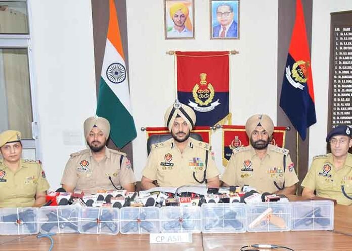 Amritsar Police bust cross-border arms and hawala network