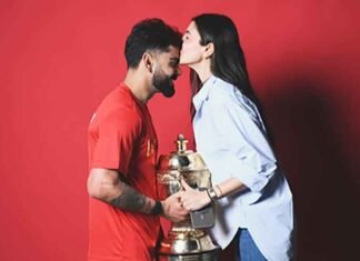Anushka Sharma celebrates RCB’s IPL win with a sweet kiss on Virat Kohli’s forehead Anushka Sharma IPL trophy with a sweet kiss on Virat Kohli