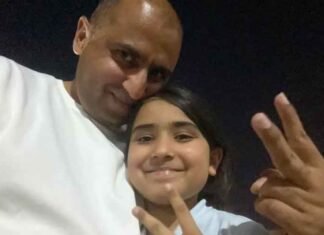 Hania Ahmed pictured with her father