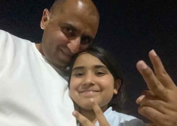 Hania Ahmed pictured with her father