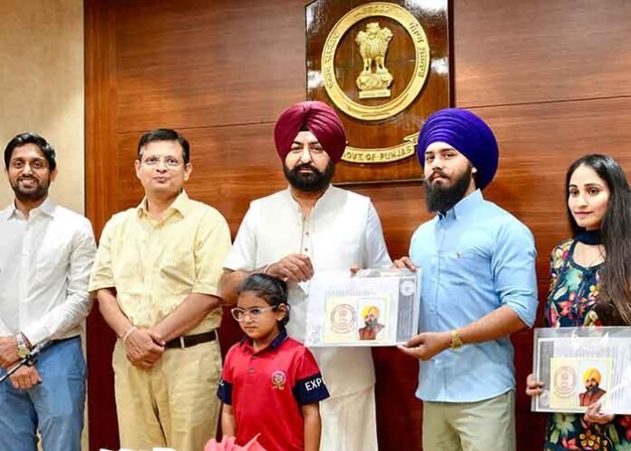 Hardeep Mundian Hands Over Appointment Letters