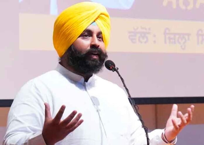 Harjot Bains on mic