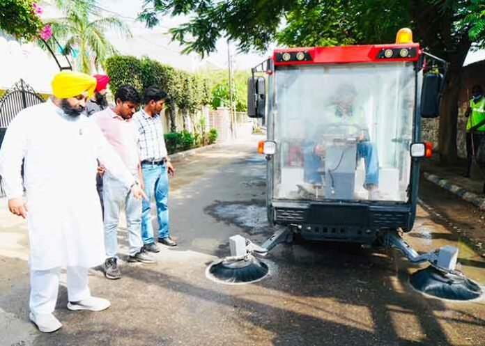 Harjot Singh Bains launches a hybrid cleaning model