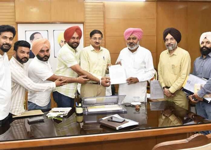 Harpal Cheema meets employee unions