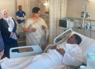 Indian Ambassador visits Indians injured in Kuwait Airport attack