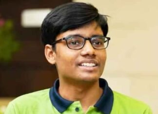 JEE Advanced 2026 topper Shubham Kumar credits hard work, dedication for success JEE Advanced 2026 topper Shubham Kumar