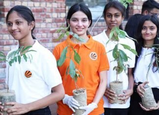 LPU and Bharti Airtel scholars plant saplings