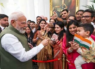 PM Modi receives rousing welcome in Nice as he arrives on official France visit PM Modi welcome from Indian diaspora in Nice