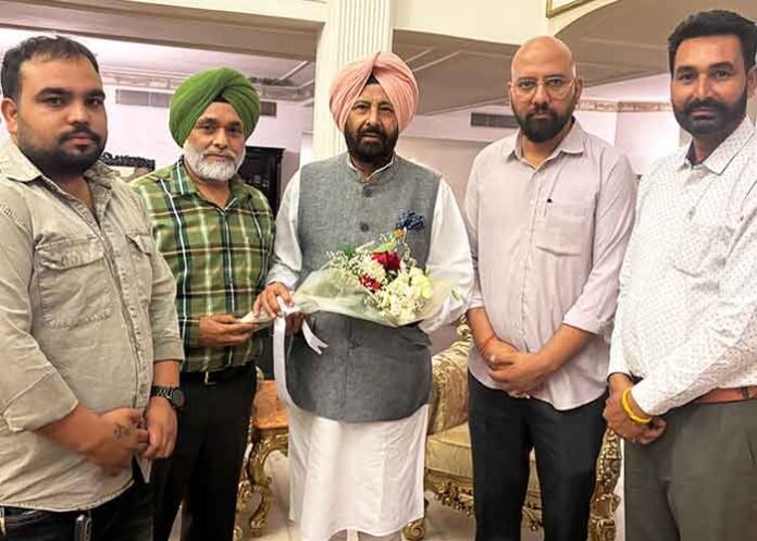 Paramjit Kainth Meets BJP Punjab President Kewal Dhillon