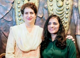 Priyanka Gandhi with mountaineer Zuhra Cherukappalli