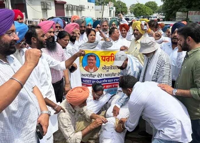 Punjab Congress protests NEET paper leaks
