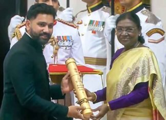 Rohit Sharma receives prestigious Padma Shri Award from President Droupadi Murmu Rohit Sharma conferred Padma Shri by President Murmu