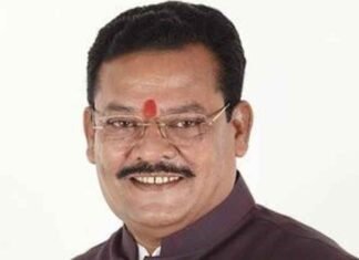 Six Shiv Sena(UBT) MPs formed separate group; informed Speaker Om Birla: Maha Minister