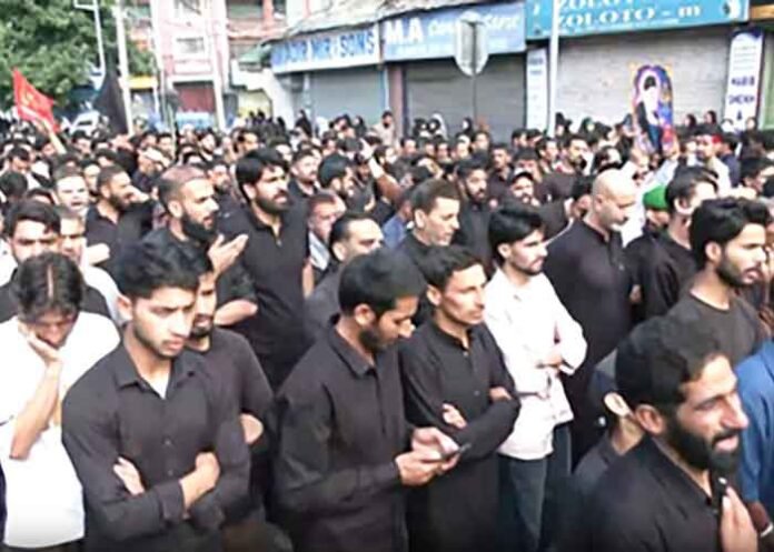 Shia Muslim mourners join Muharram procession in J&K Srinagar