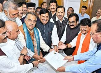 Tarun Chugh, Rajneesh Agrawal file RS nominations from MP, CM Yadav present