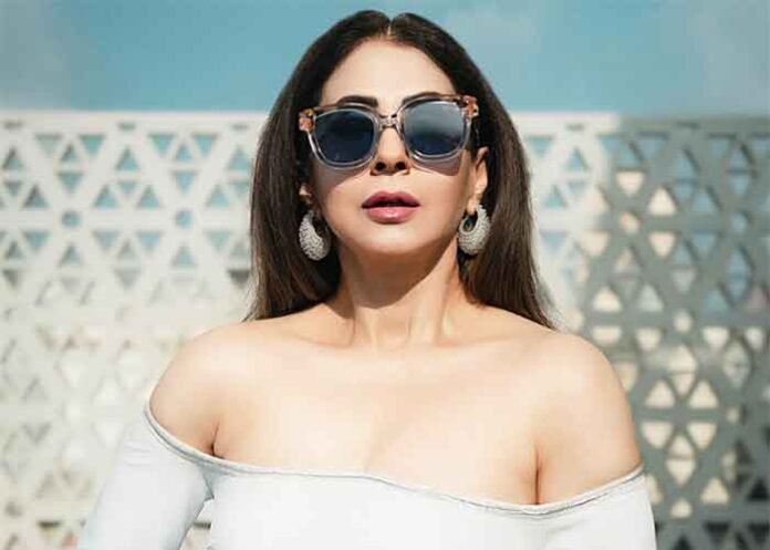 Urmila Matondkar shares pic