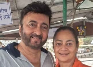 Zarina Wahab relives ‘Chitchor’ days with Master Raju