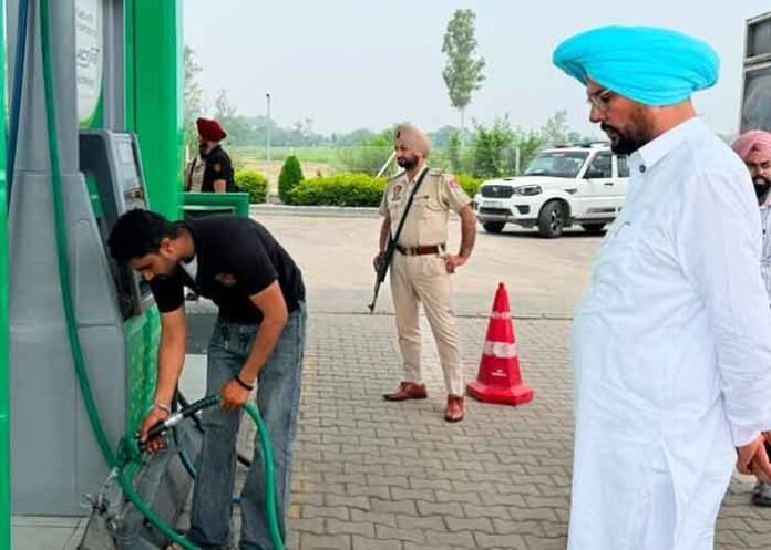 AAP MLA Kuldeep Singh Dhaliwal inspects petrol pumps