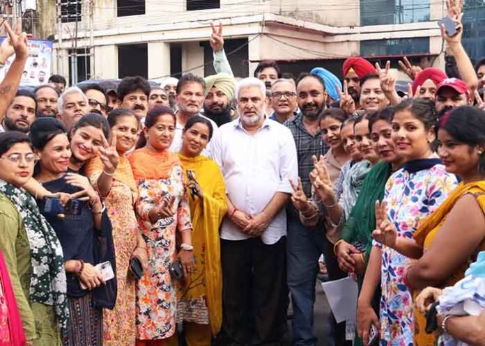 AAP Punjab calls Pradhan resignation a youth victory