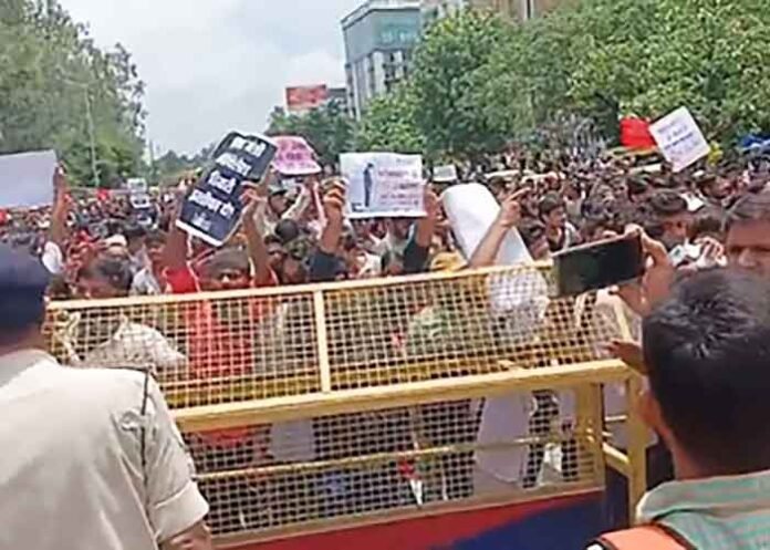 AISA protest in Patna turns violent