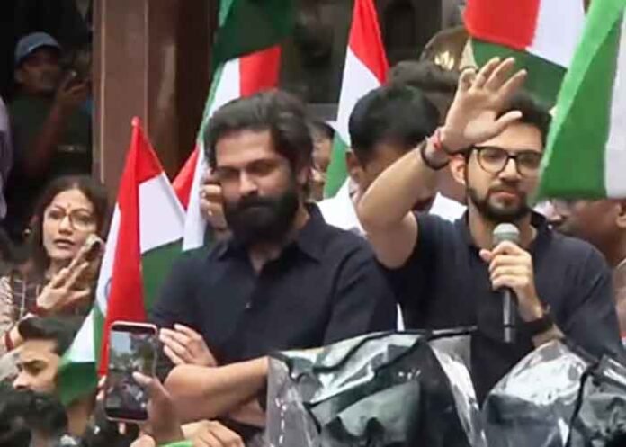 Aaditya Thackeray Youth throng Shivaji Park Protest