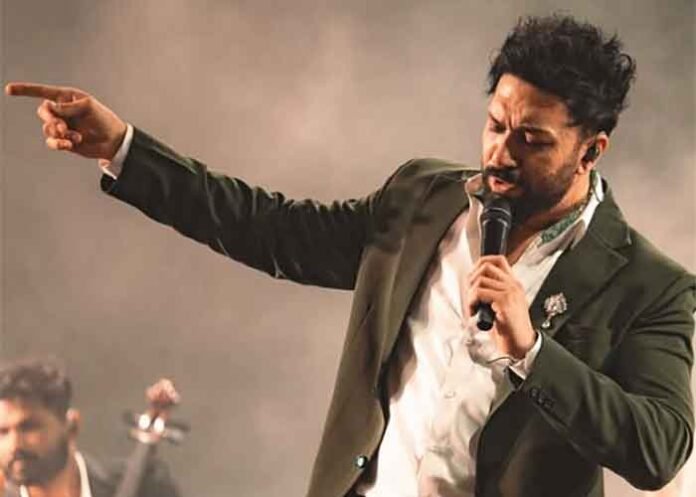 Abhijit-Vaghani-Singing