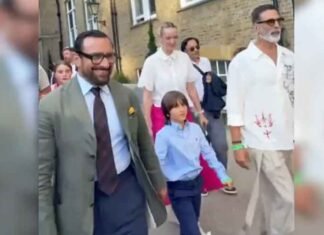 Akshay Kumar almost falls down during walk with Saif Ali Khan, Taimur in London Akshay Kumar during walk with Saif Ali Khan
