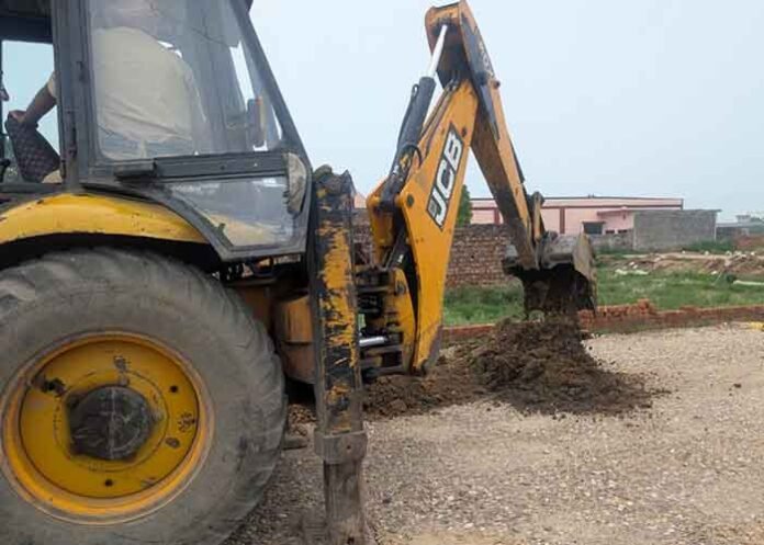 Amritsar Development Authority demolishes