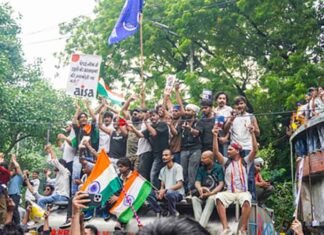 Delhi Police appeals to protestors and public amid Jantar Mantar face-off CJP protest Jantar Mantar protest Cockroach Janta Party