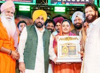 My Earnings are My Honesty, Which is Why People of Punjab Have Unwavering Faith in Me: CM Bhagwant Mann CM Mann visits Dera Almast Bapu Lal Badshah Ji