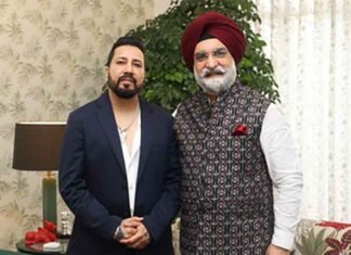 Delhi L-G TS Sandhu, Mika Singh discuss city’s creative landscape Delhi L-G TS Sandhu meets Mika Singh
