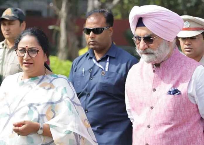 Delhi LG TS Sandhu and CM Rekha Gupta