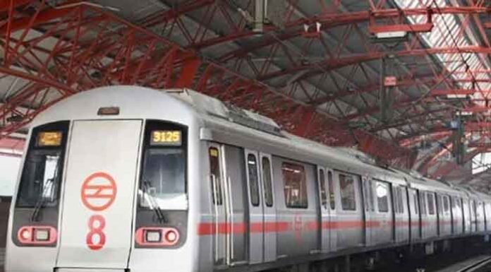 Delhi Metro Reopens All Station Gates After Jantar Mantar Protest Ends Delhi Metro Arrived