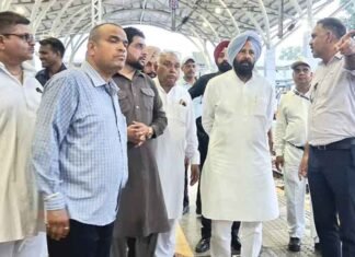 Dhillon reviews preparations as key railway
