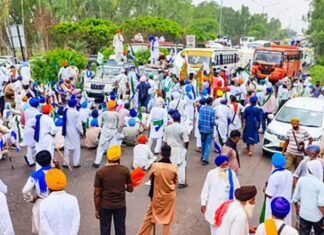 Punjab farmers begin retreat from interstate borders as Haryana minister accepts their demands Farmers end Shambhu border protest after detained leaders are released and Haryana