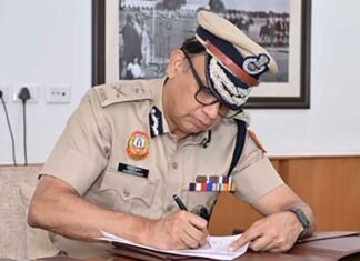 Former IB Special Director Anurag Kumar takes charge as Delhi Police Commissioner Former IB Special Director Anurag Kumar takes charge