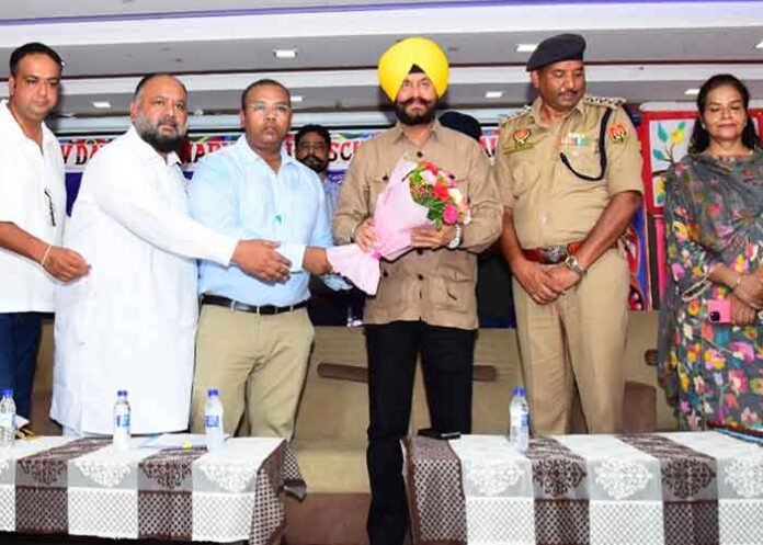 Jitender Singh Shunty held a human rights hearing