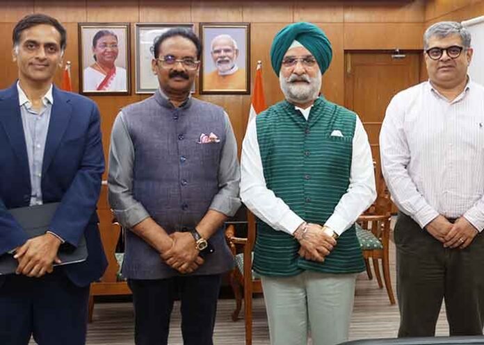 LPU Ashok Mittal met Delhi LG TS Sandhu