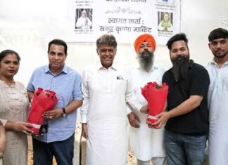 MP Manish Tewari inaugurates a market shed