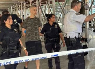 Man screaming ‘Allahu Akbar’ stabs two in New York City