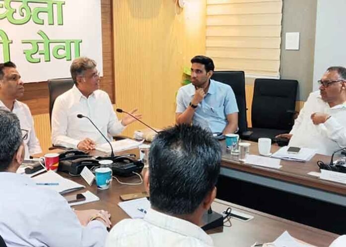 Manish Tewari reviews MPLAD projects
