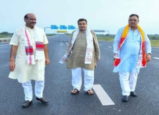 Nitin Gadkari inspects Delhi-Mumbai Expressway, reviews safety measures in Rajasthan