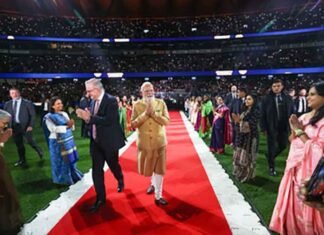 In Melbourne, PM Modi highlights Gen Z’s ‘Bhajan Clubbing’ trend PM Modi with Australian PM Anthony Albanese in event
