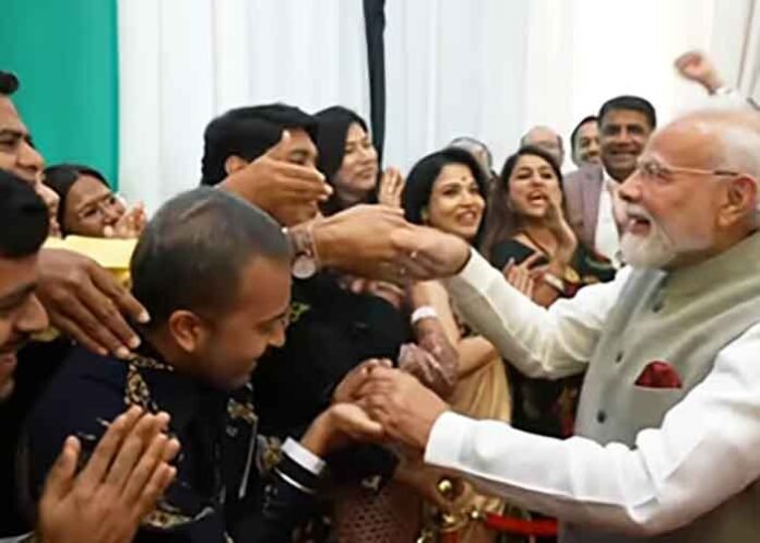 PM Modi with Indian community in Indonesia