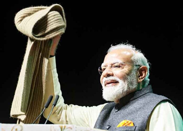 PM Modi with Muffler