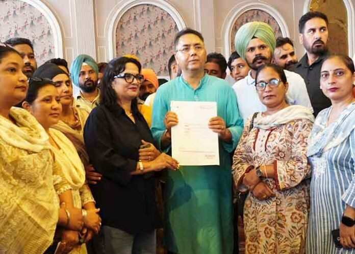 Punjab Mega Job Fair in Sunam offers employment opportunities